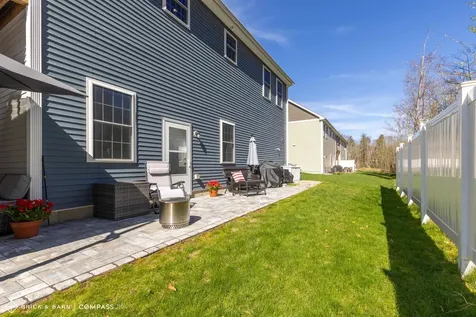 23 Cypress Circle Exeter NH 03883