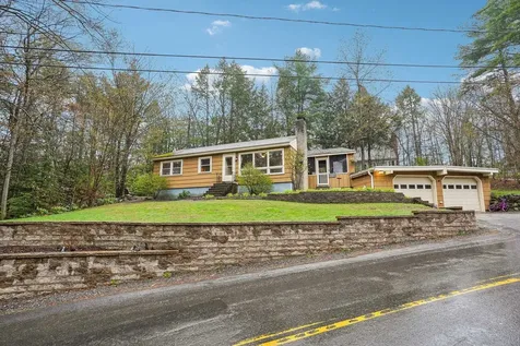 23 Pineridge Street Goffstown NH 03045