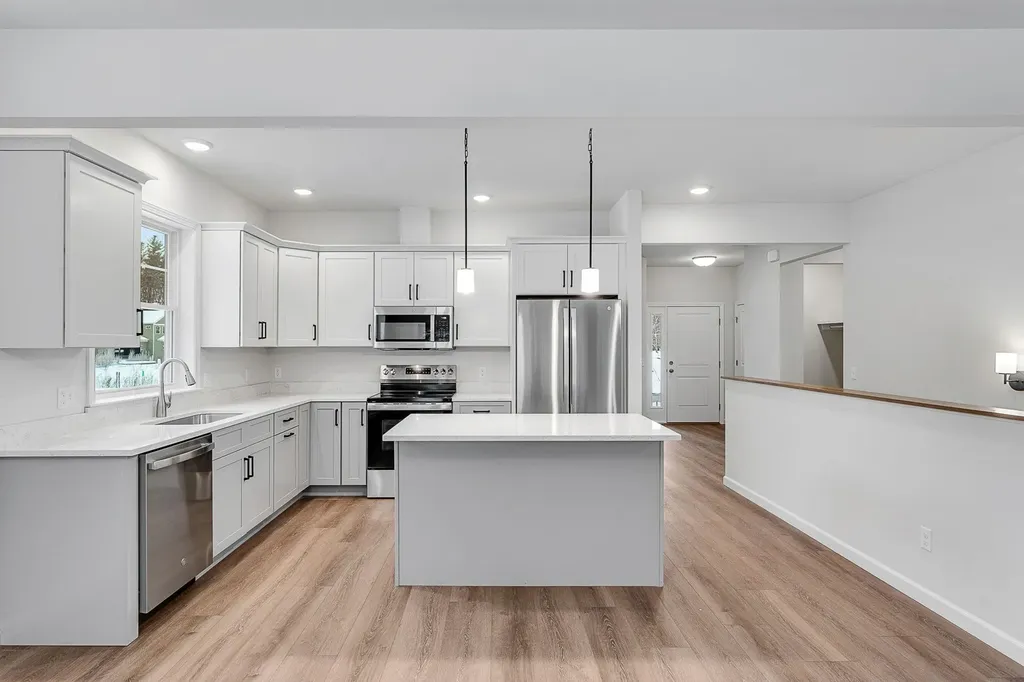 22 Barnabas Court Colchester VT 05446