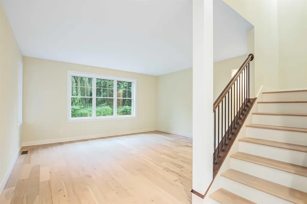 6 Barnabas Court Colchester VT 05446