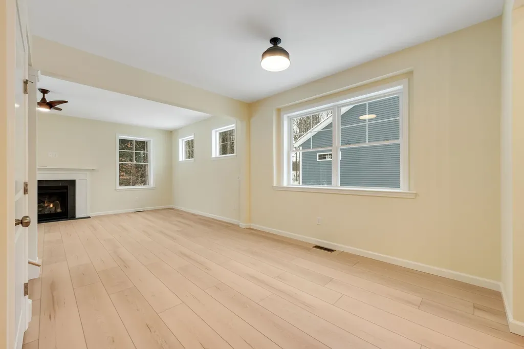 4 Barnabas Court Colchester VT 05468
