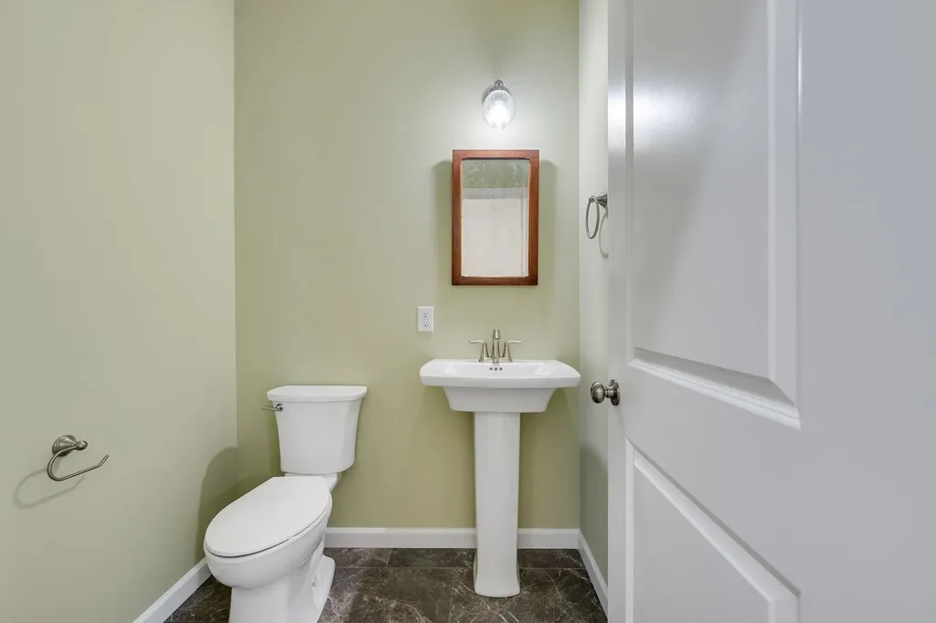 4 Barnabas Court Colchester VT 05468