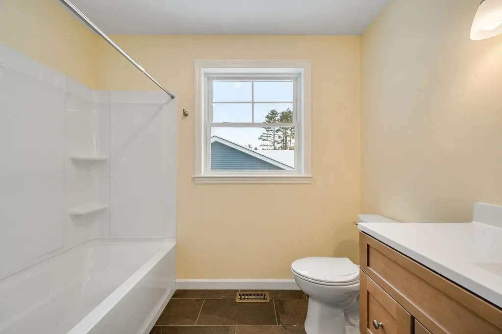 4 Barnabas Court Colchester VT 05468