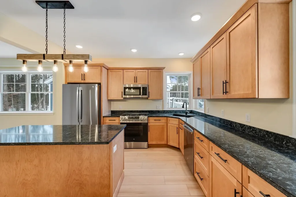 4 Barnabas Court Colchester VT 05468