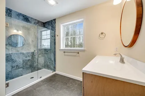4 Barnabas Court Colchester VT 05468