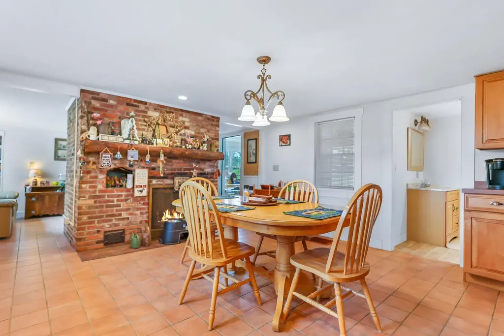 32 Bean Hill Road Northfield NH 03276