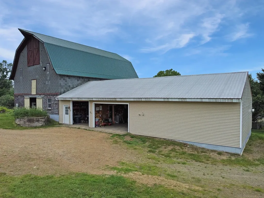 32 Bean Hill Road Northfield NH 03276