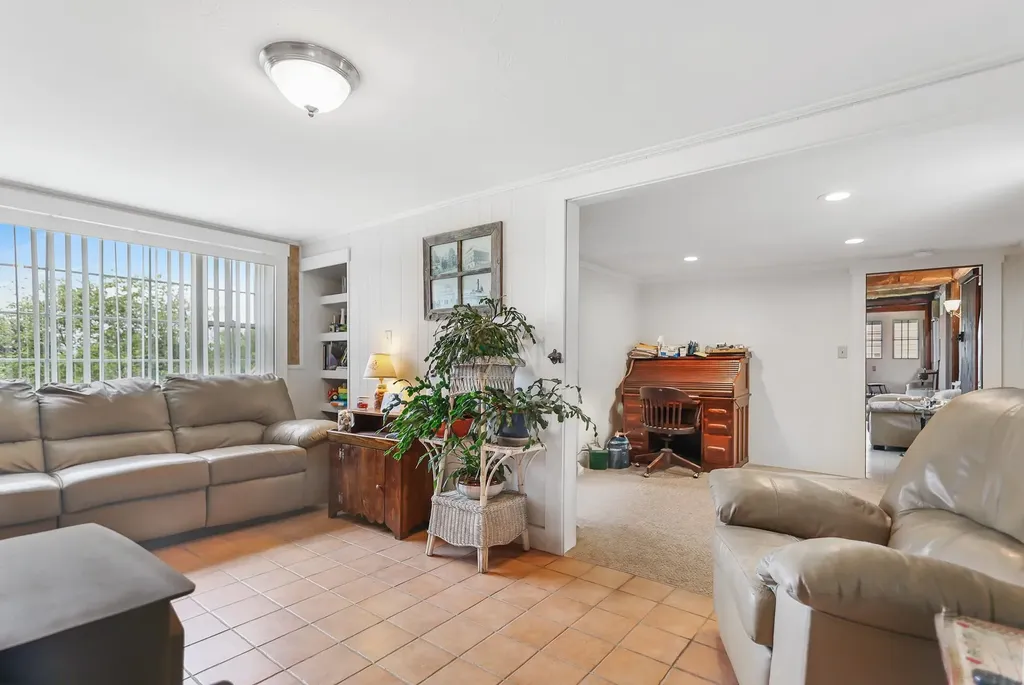 32 Bean Hill Road Northfield NH 03276