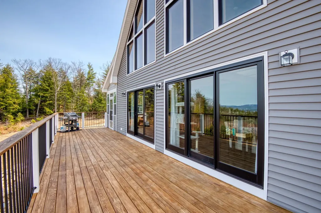 93 Blake Hill Road Ossipee NH 03814