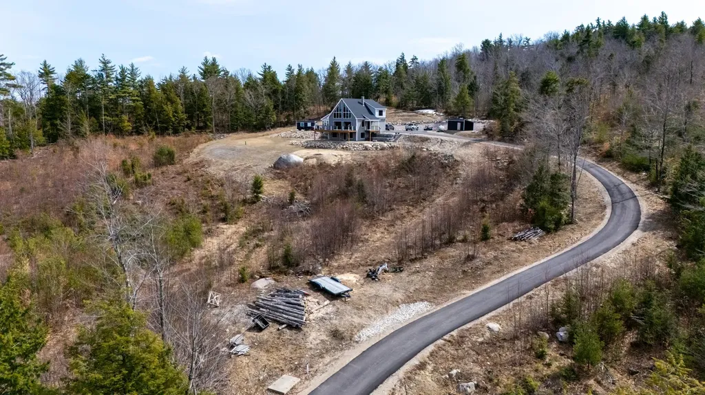 93 Blake Hill Road Ossipee NH 03814