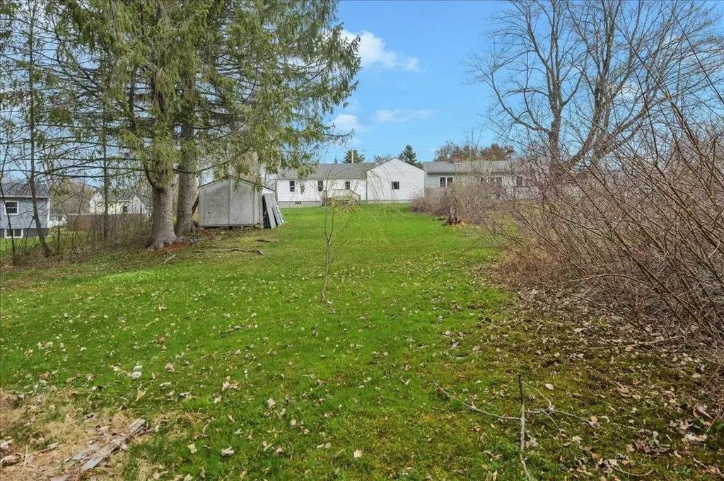 10 Hodges Court St. Albans City VT 05478