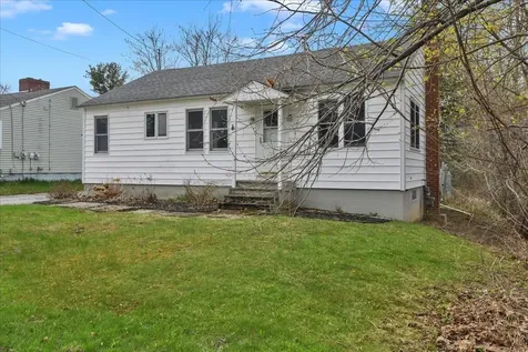 10 Hodges Court St. Albans City VT 05478