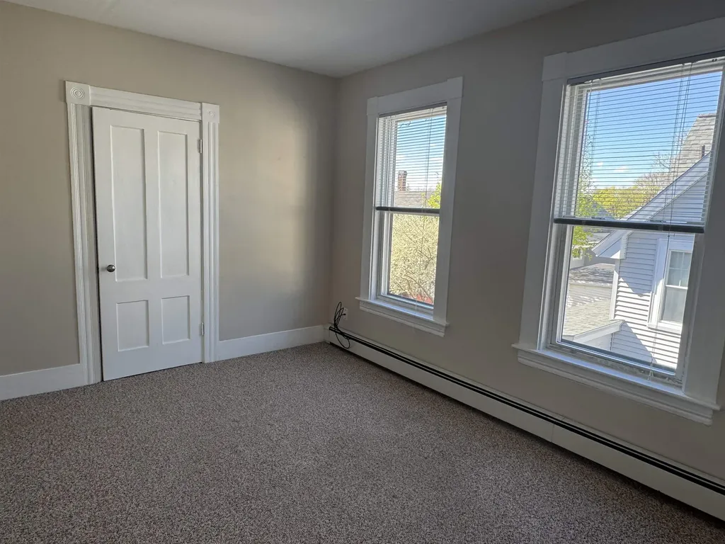 704 Belmont Street Manchester NH 03104