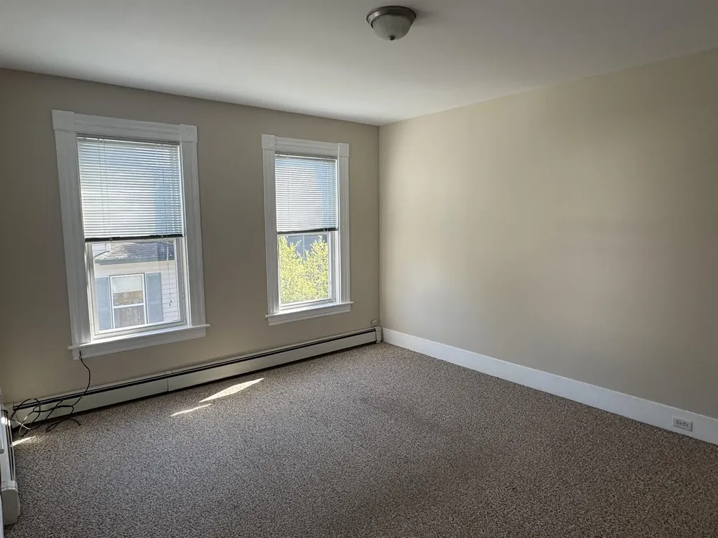 704 Belmont Street Manchester NH 03104