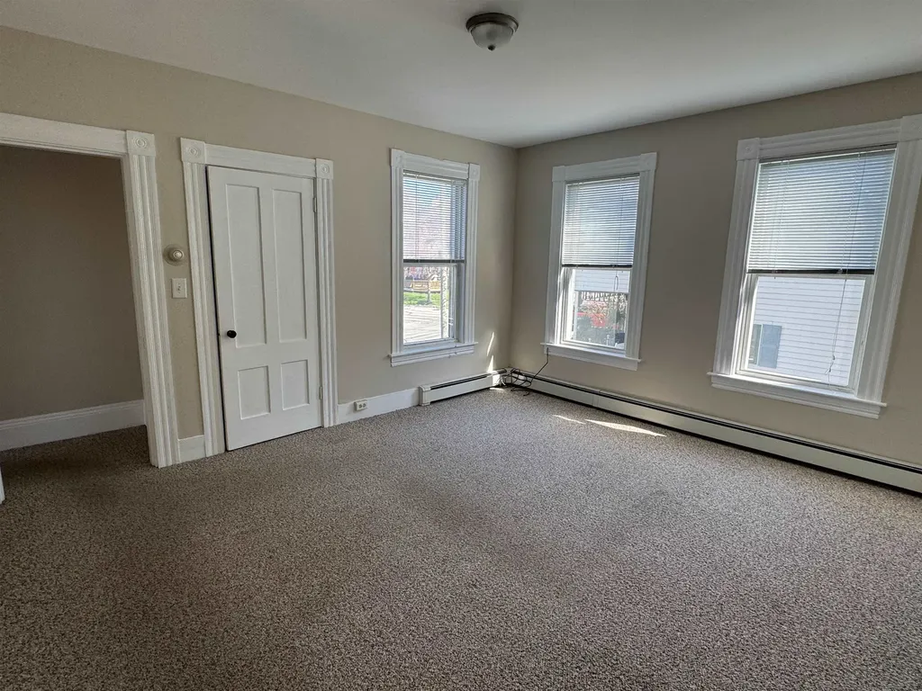 704 Belmont Street Manchester NH 03104