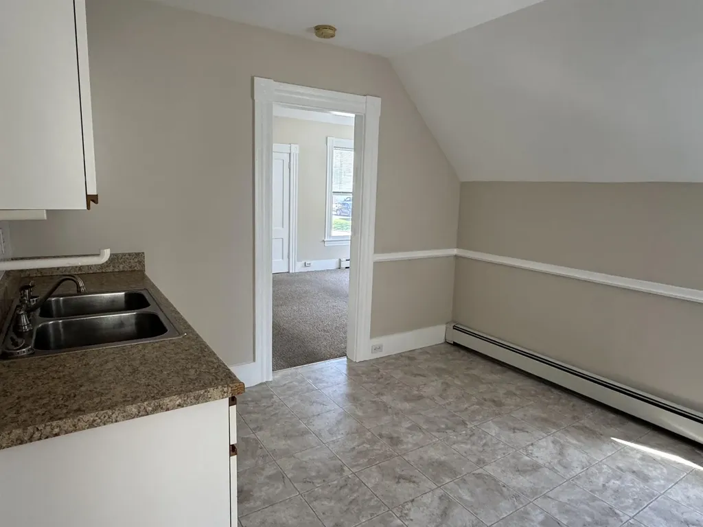 704 Belmont Street Manchester NH 03104