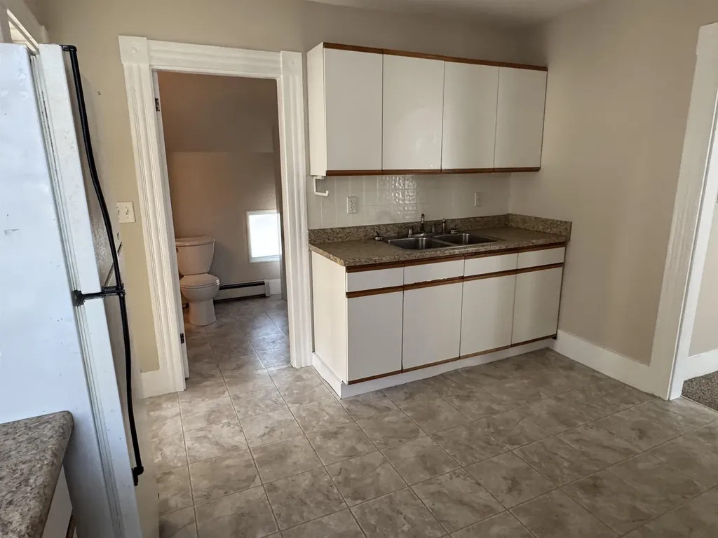 704 Belmont Street Manchester NH 03104