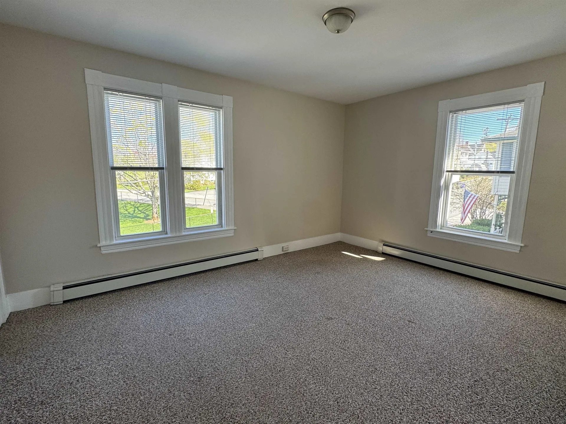 704 Belmont Street Manchester NH 03104