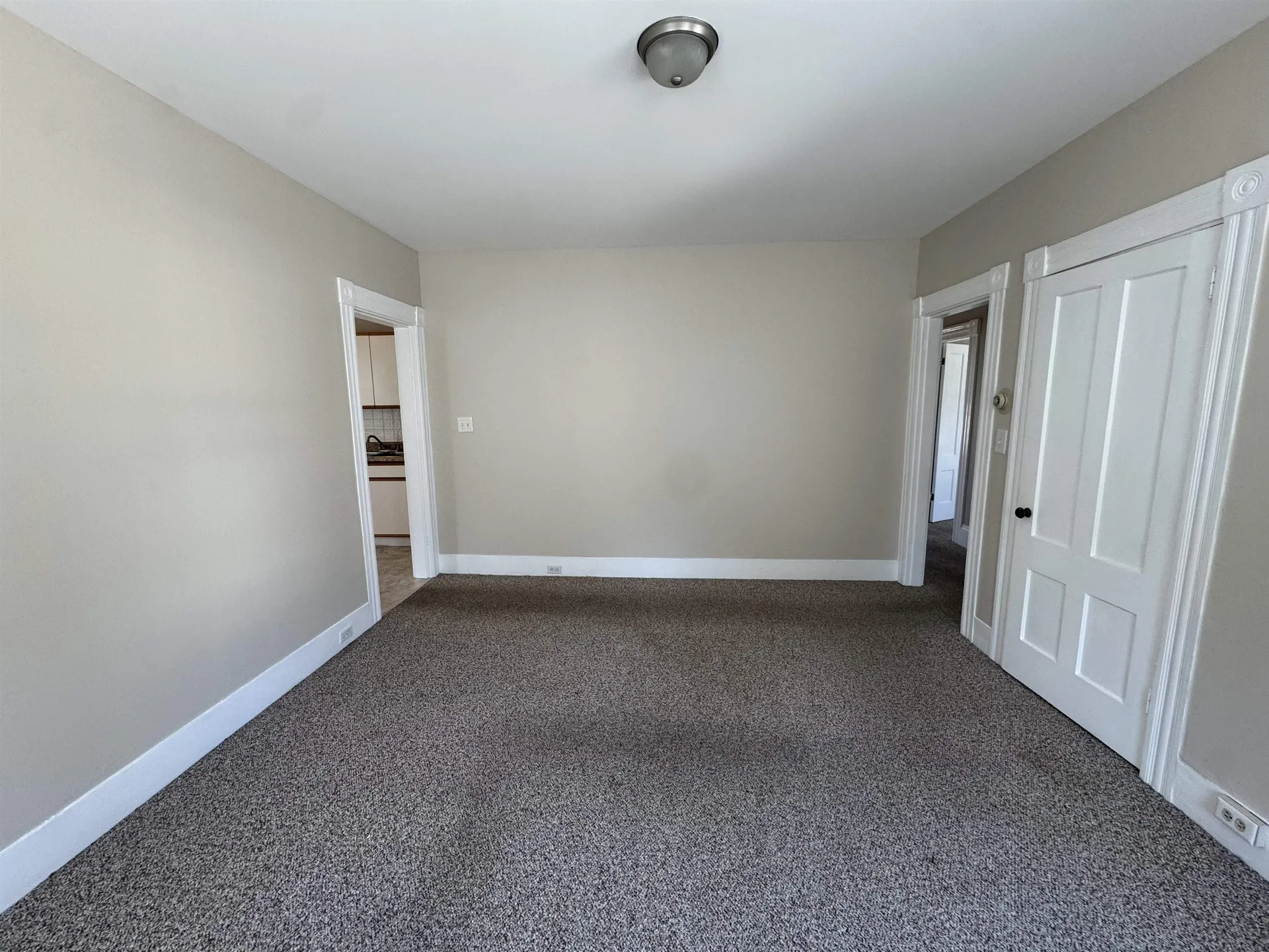 704 Belmont Street Manchester NH 03104