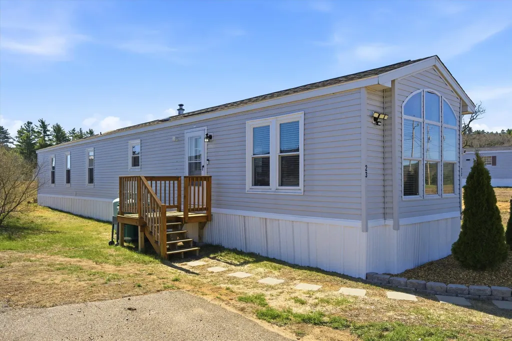 23 Spruce Drive Belmont NH 03220