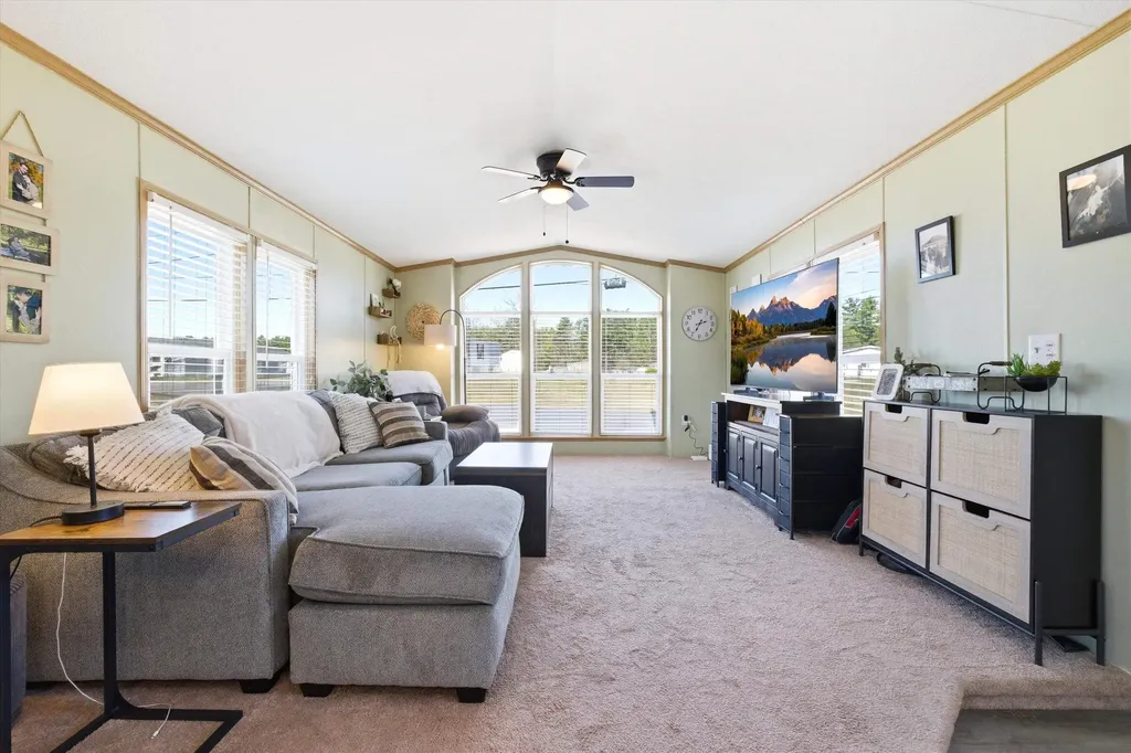 23 Spruce Drive Belmont NH 03220