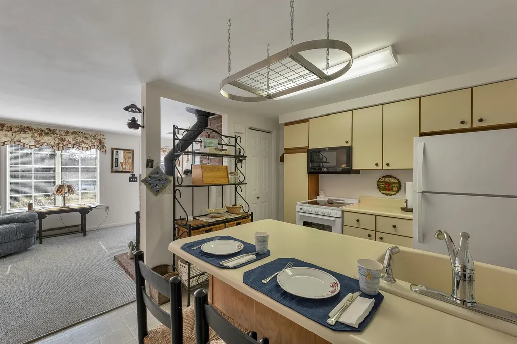 128 Washington Road Freedom NH 03836