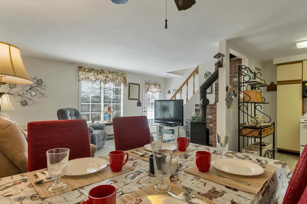 128 Washington Road Freedom NH 03836