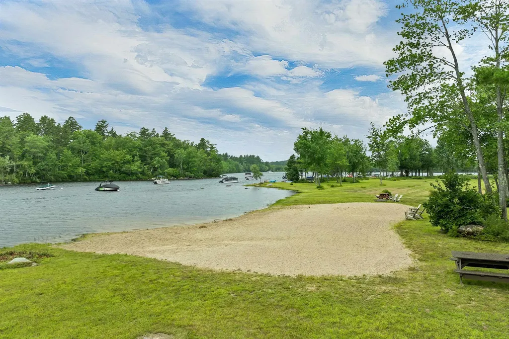 128 Washington Road Freedom NH 03836