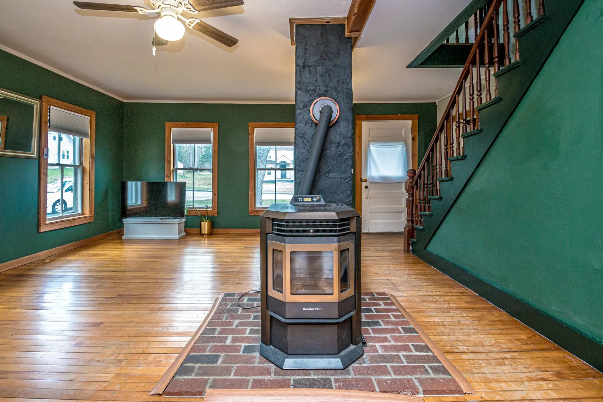 64 Portland Street Lancaster NH 03584