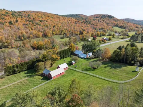9671 Vt Route 12 Barnard VT 05031