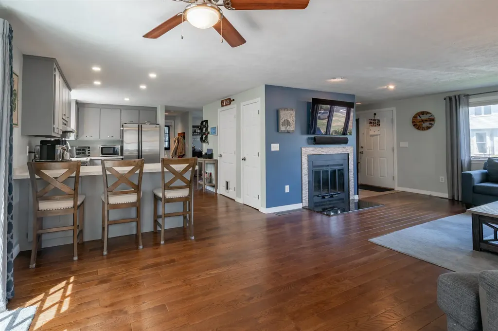 63 Norma Drive Nashua NH 03062