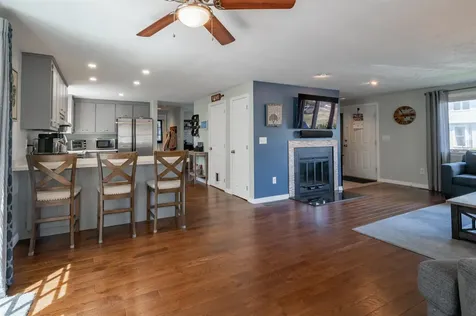 63 Norma Drive Nashua NH 03062