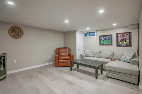 63 Norma Drive Nashua NH 03062
