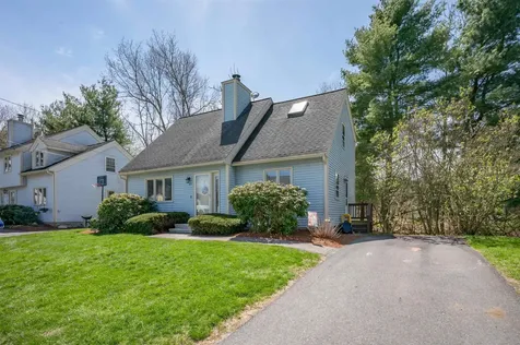 63 Norma Drive Nashua NH 03062