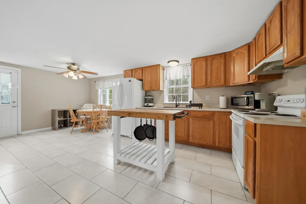 369 Suncook Valley Road Chichester NH 03258