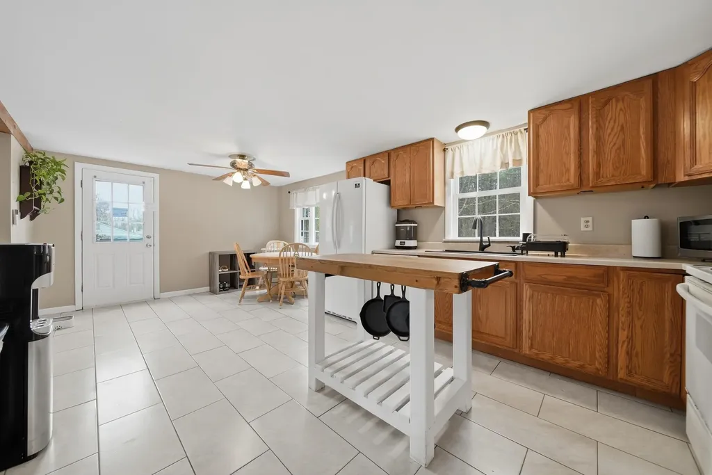 369 Suncook Valley Road Chichester NH 03258