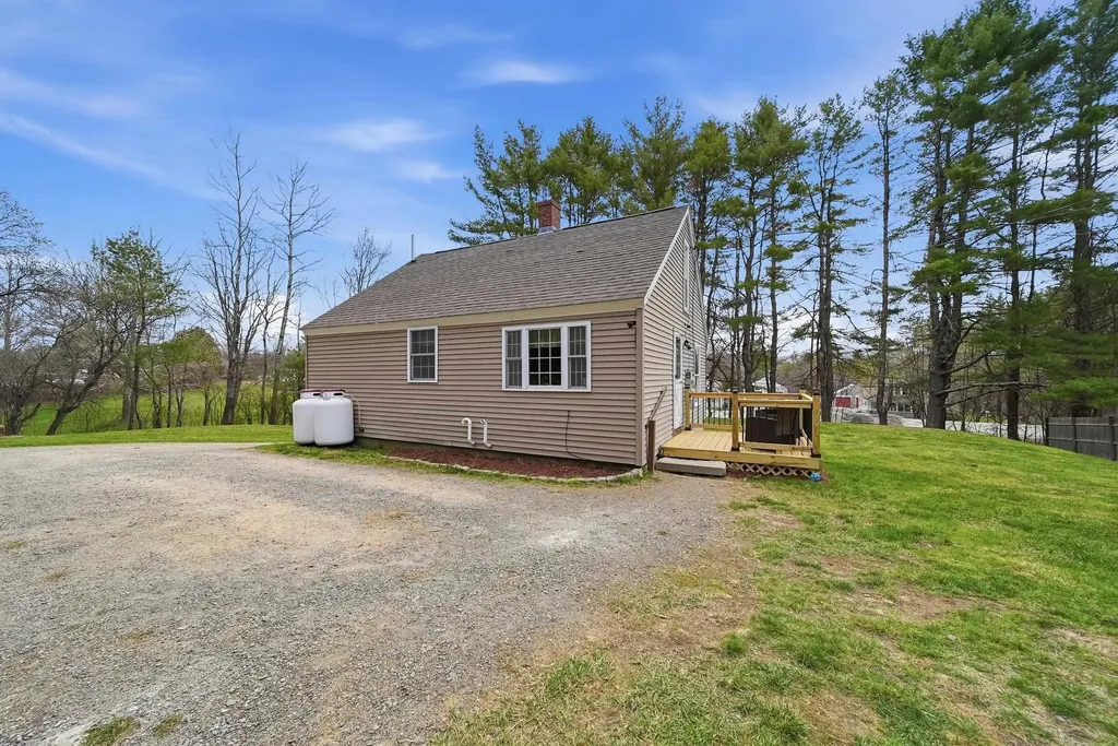 369 Suncook Valley Road Chichester NH 03258