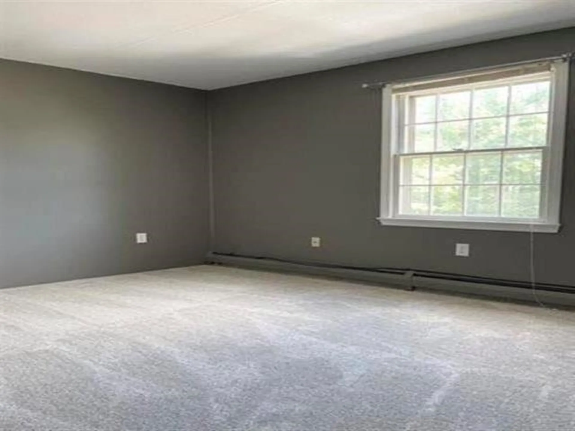 7 Autumn Leaf Lane Nashua NH 03060