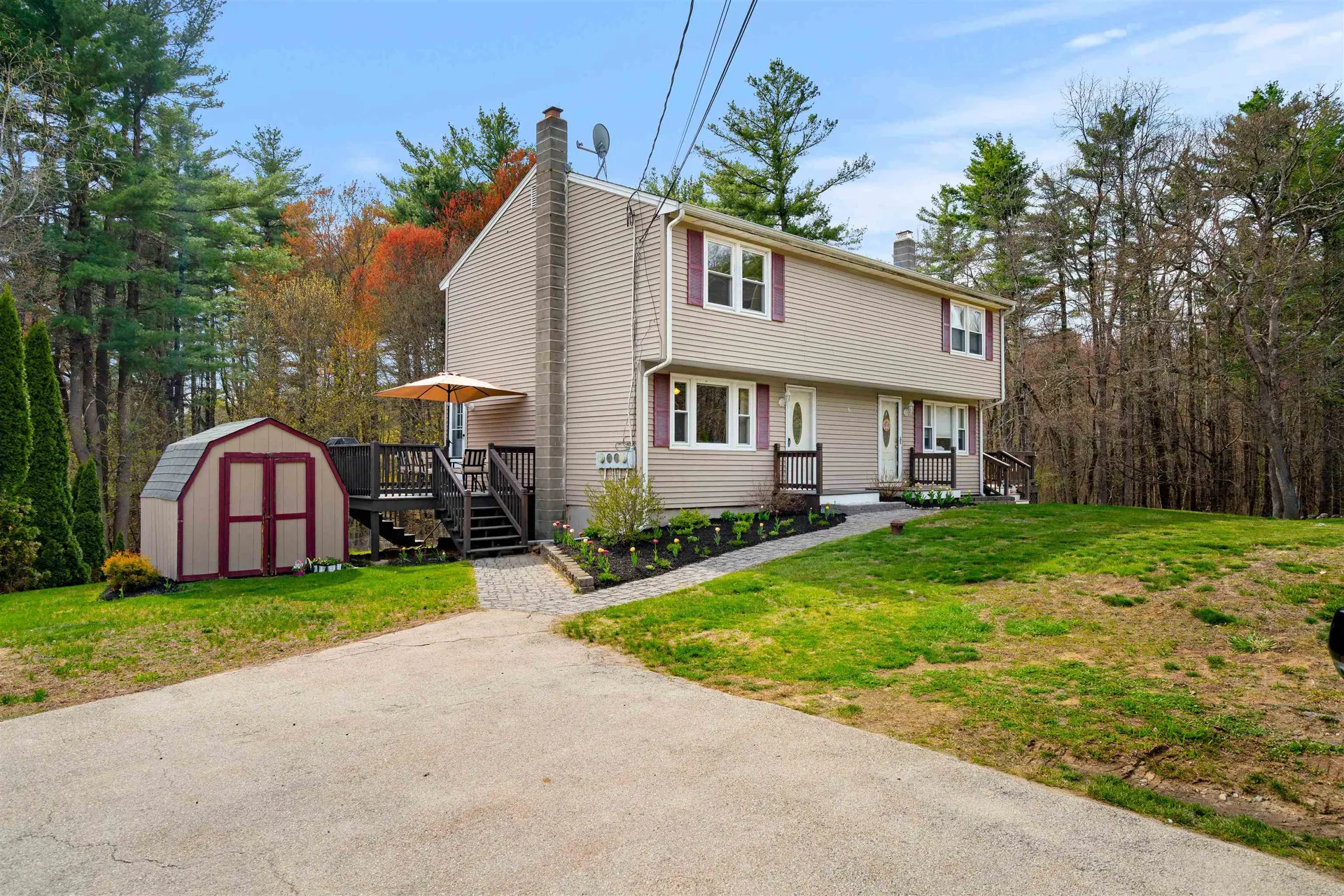 151 Rockingham Road Derry NH 03038