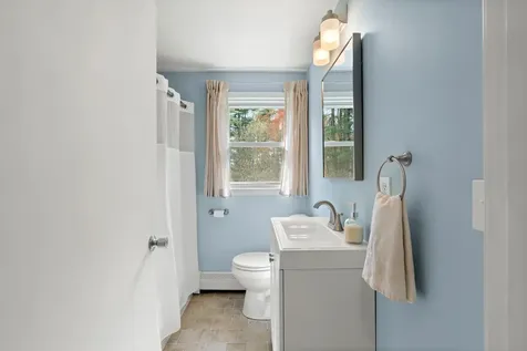 151 Rockingham Road Derry NH 03038