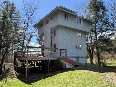 19 River Run Drive Hyde Park VT 05655