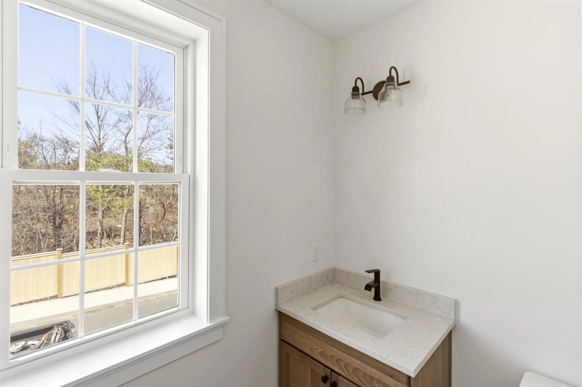 27 Eden Lane Portsmouth NH 03801