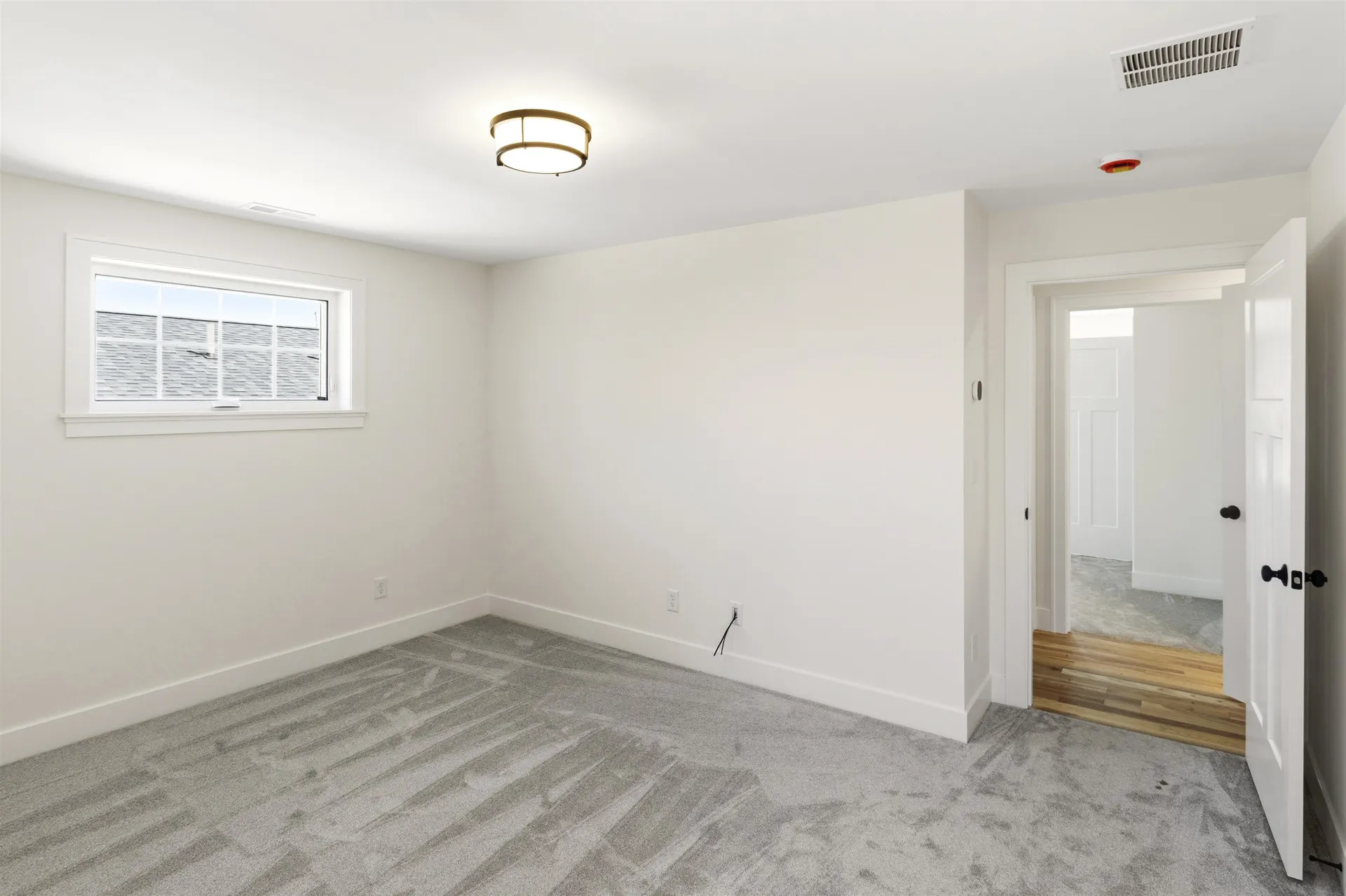 27 Eden Lane Portsmouth NH 03801