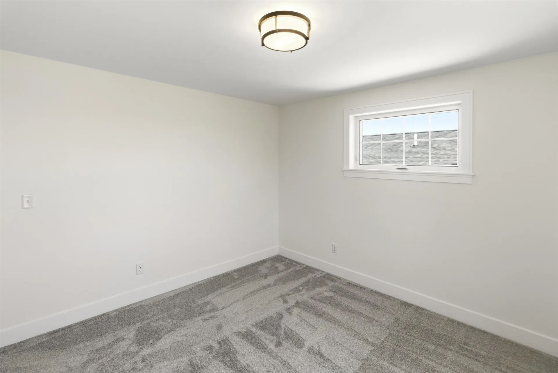 27 Eden Lane Portsmouth NH 03801