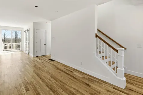 27 Eden Lane Portsmouth NH 03801