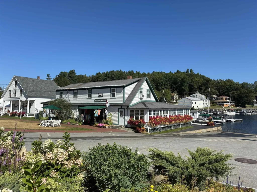 0 Harbor South #B13 Sunapee NH 03782