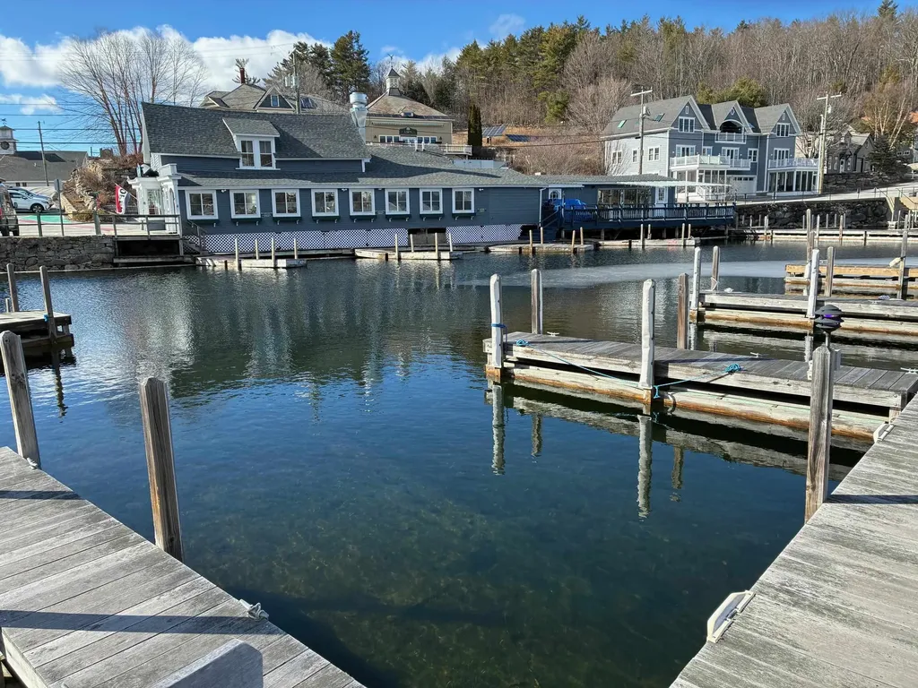 0 Harbor South #B13 Sunapee NH 03782