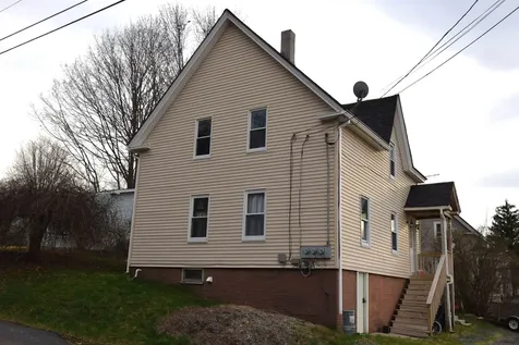 38 Jannell Court Epping NH 03042