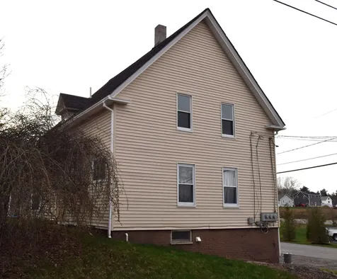 38 Jannell Court Epping NH 03042