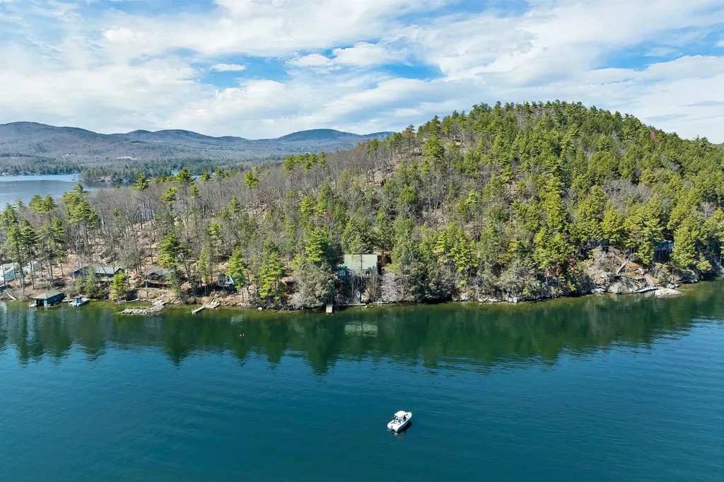 630 Rattlesnake Island Alton NH 03810